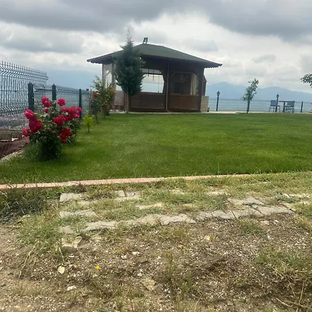 Sehir Ve Doga Manzarali Apartamento *